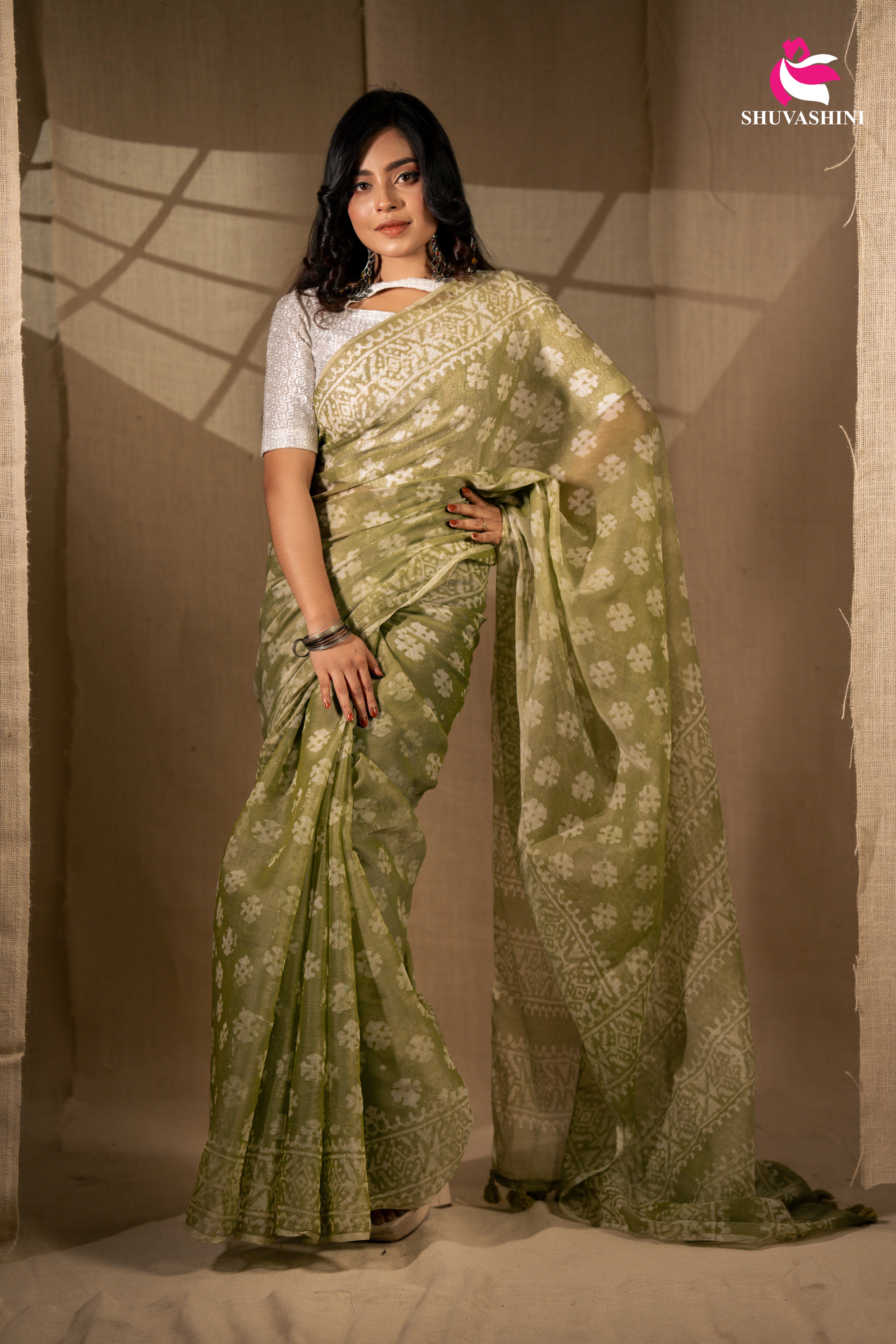 Semi Muslin Saree